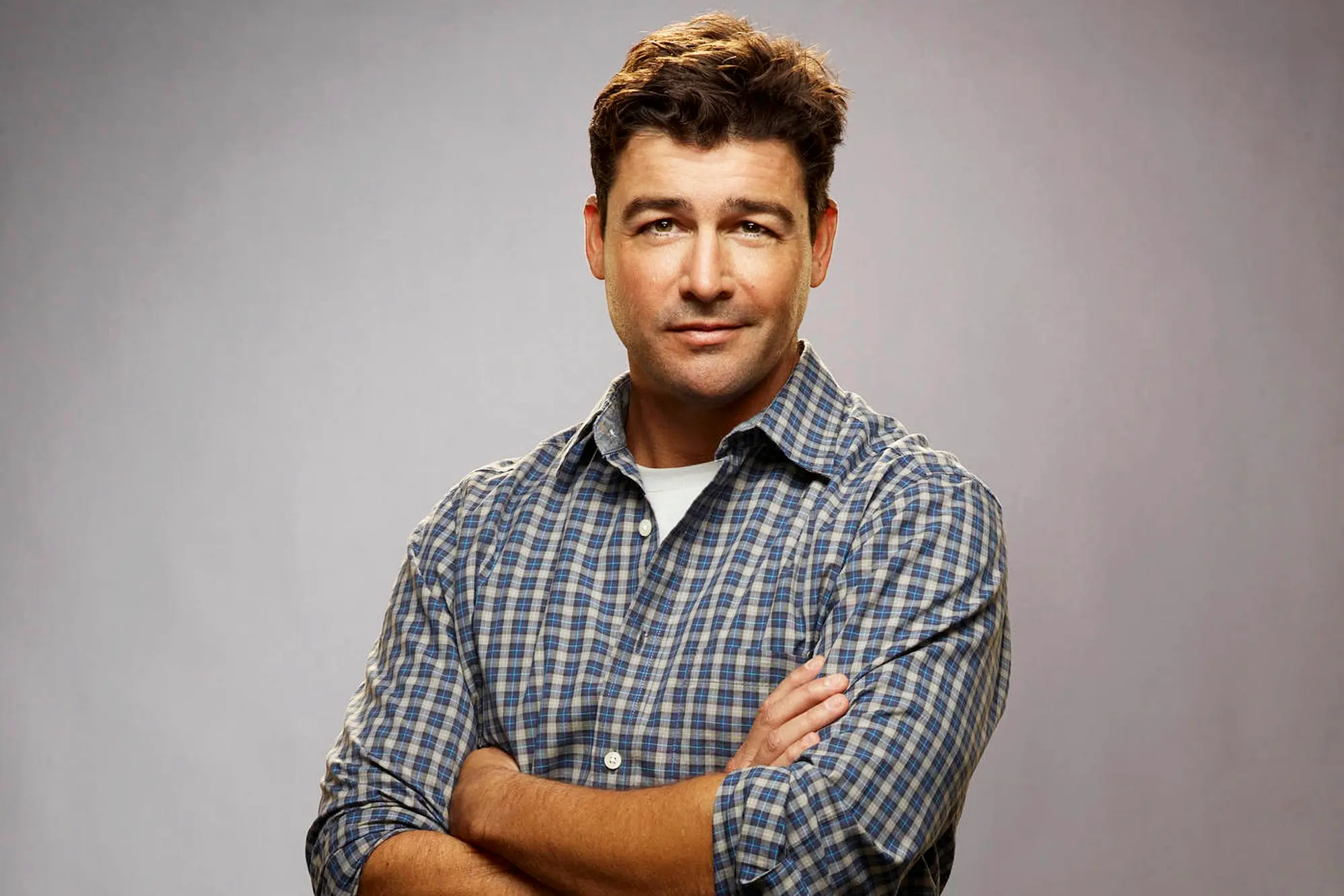 Kyle Chandler Net Worth: Age, Bio, Wiki, Spouse & Facts