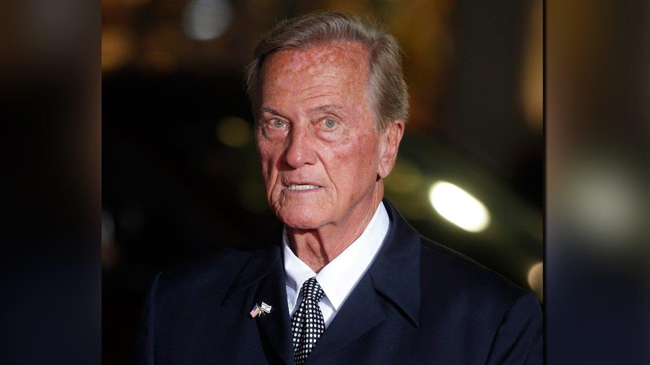 Pat Boone Net Worth: Age, Bio, Wiki, Spouse & Facts