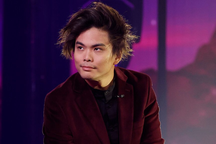 Shin Lim Net Worth : Age, Bio, Wiki, Spouse & Facts